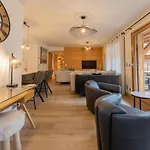 Toluvie - Snow And Trek - Very Centre * Morzine