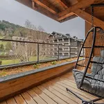 Toluvie - Snow And Trek - Very Centre